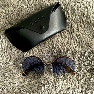 DIFF Sunglasses